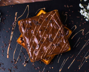 Chocolate Salted Caramel Cake