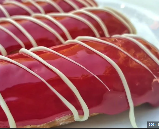 Strawberry Eclair