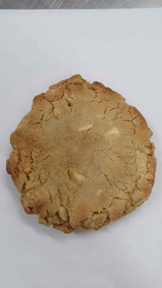 Macadamia White Choc Chip Cookie